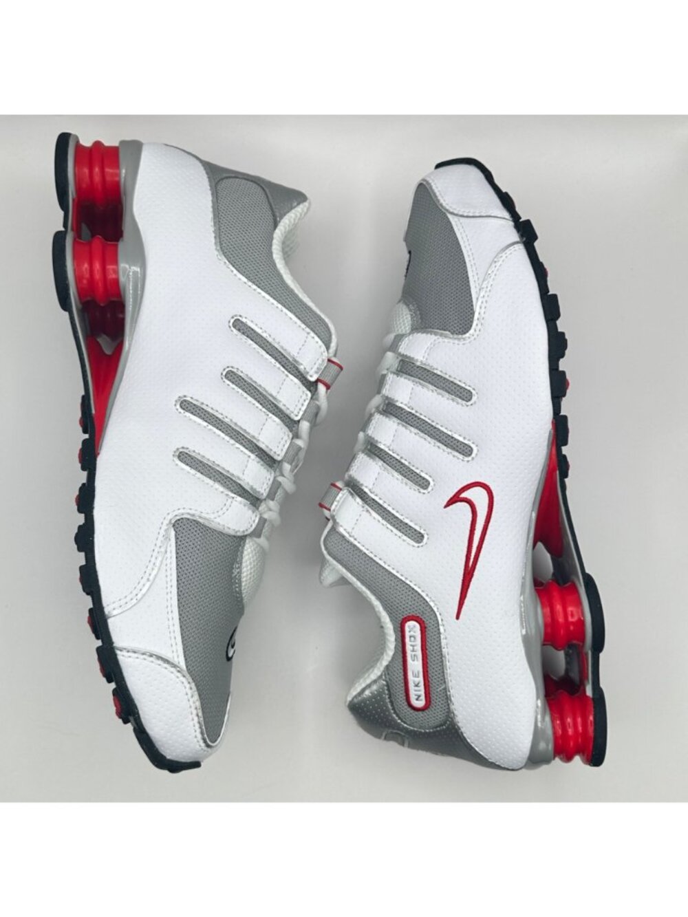 Men'sNike Shox NZ  White Sport Red Metallic Silver 378341-104 Size 10.5 NEW - Picture 7 of 10